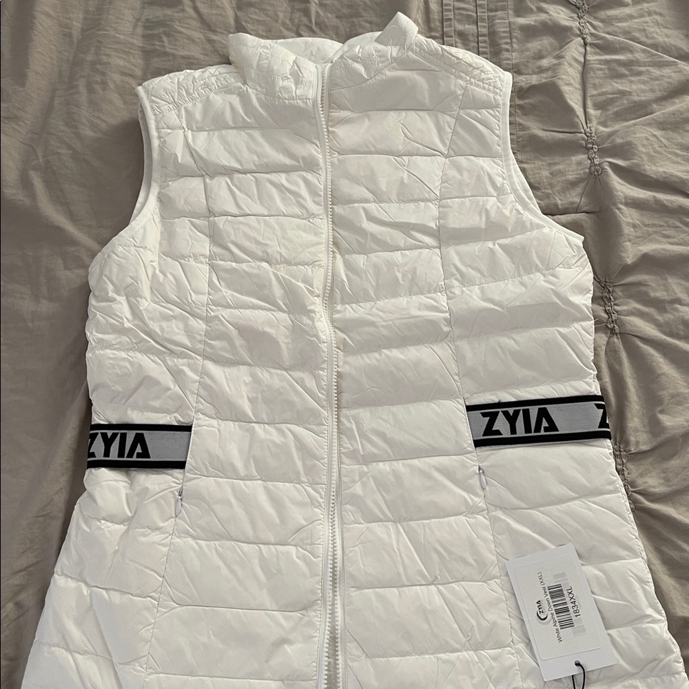 ZYIA White Alpine Down Vest NWT